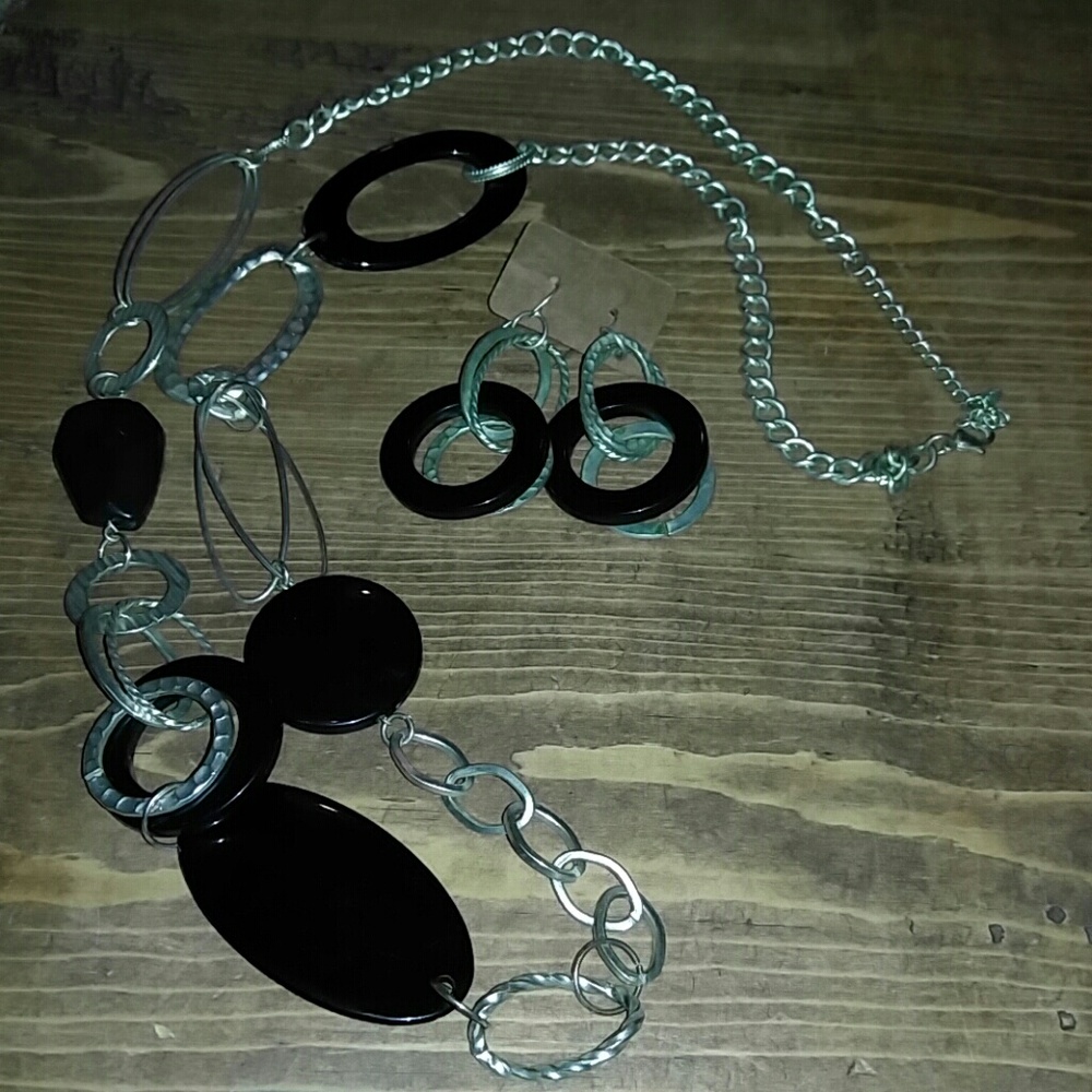 Earrings & necklace matching